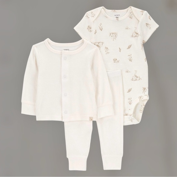 Carters 3pc Baby Set 12m NWT - Picture 1 of 10
